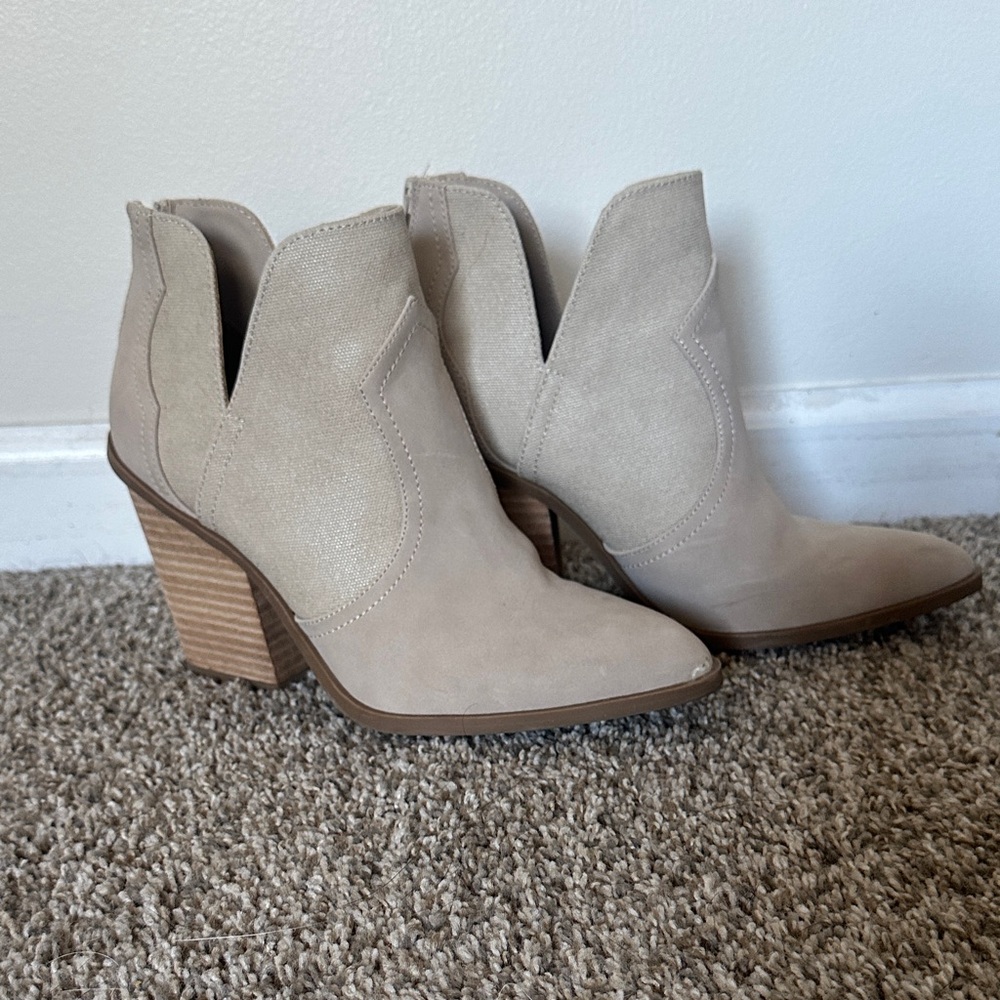 DV by Dolce Vita Beige Ankle Booties